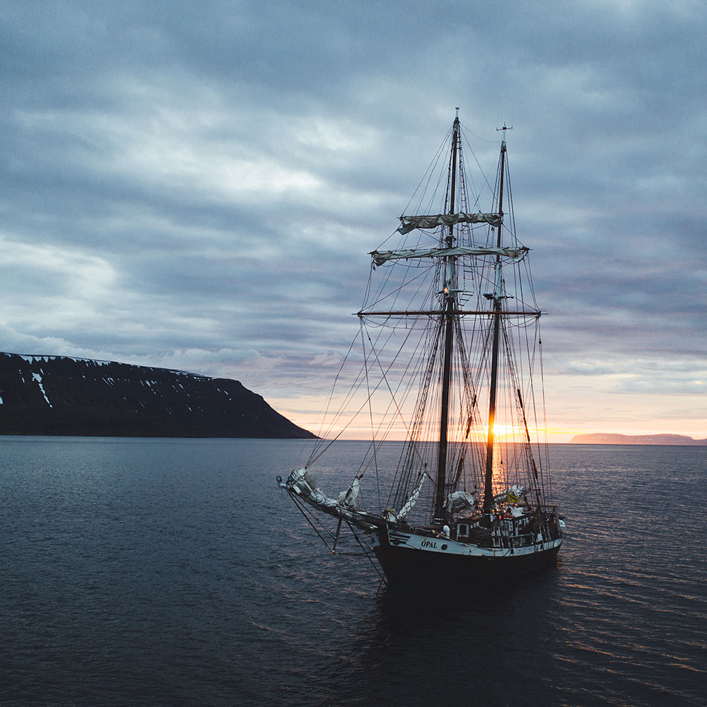 Photo by Ása Steinars